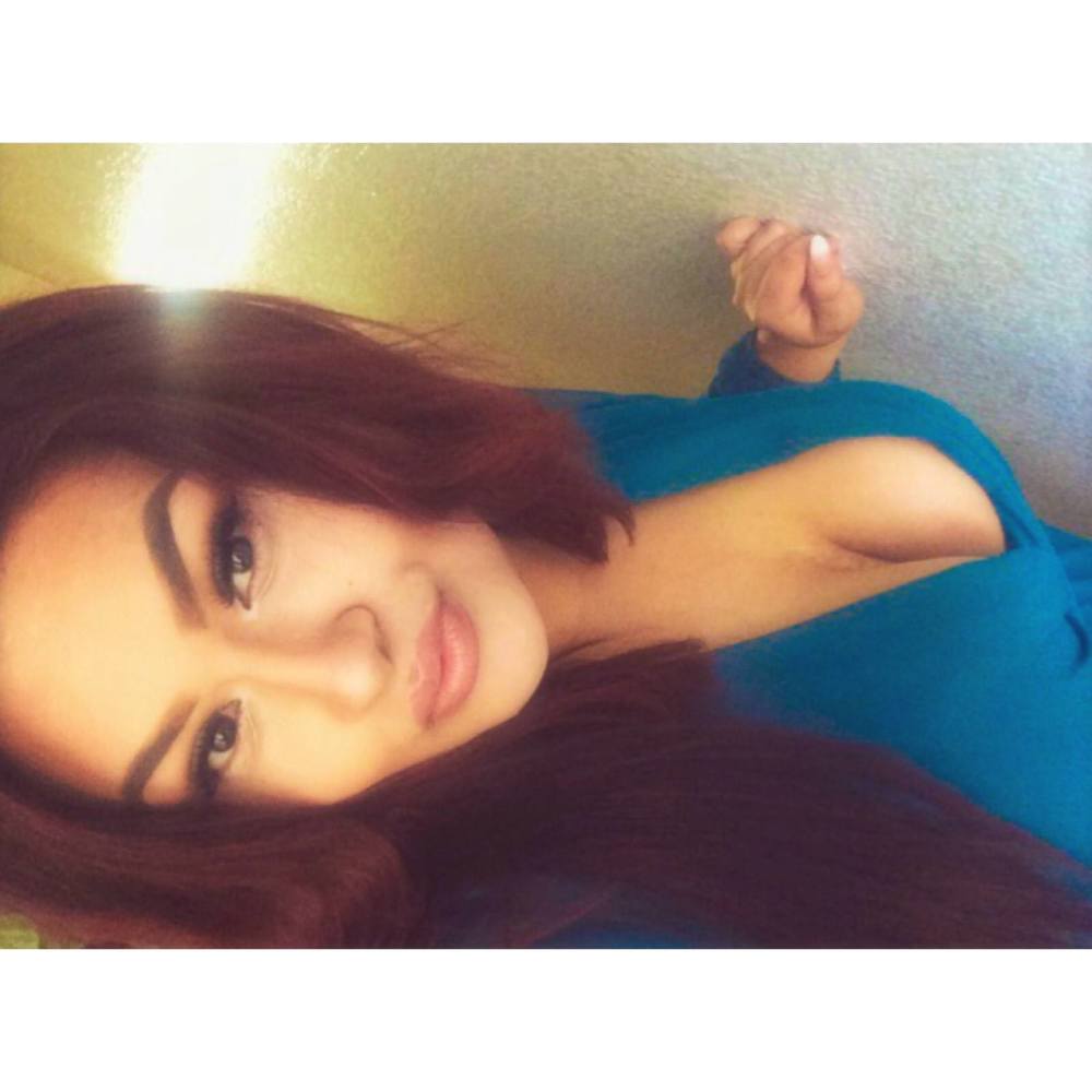 Meet your Posher, Thalia